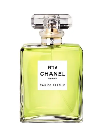 Chanel Chanel No 19 Eau de Parfum bottle